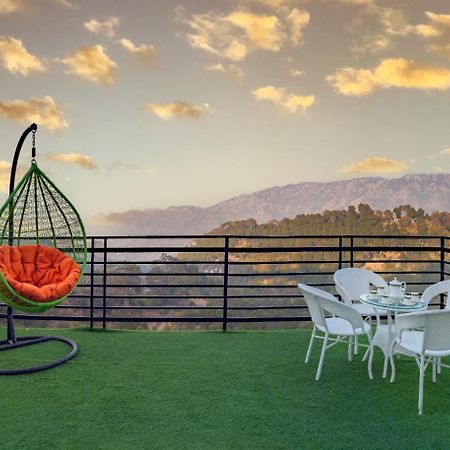 Mystic Kasauli I Pvt Balcony I Peacefull Area I Serviced Apt I By Exotic Stays Dış mekan fotoğraf